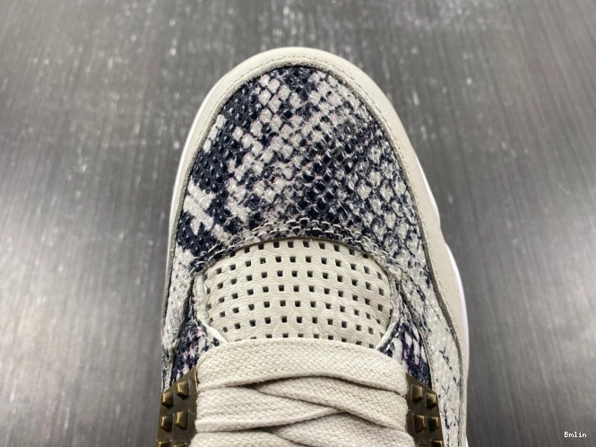 Boostmaster lin Retro 819139-030 Snakeskin Jordan 4 0821